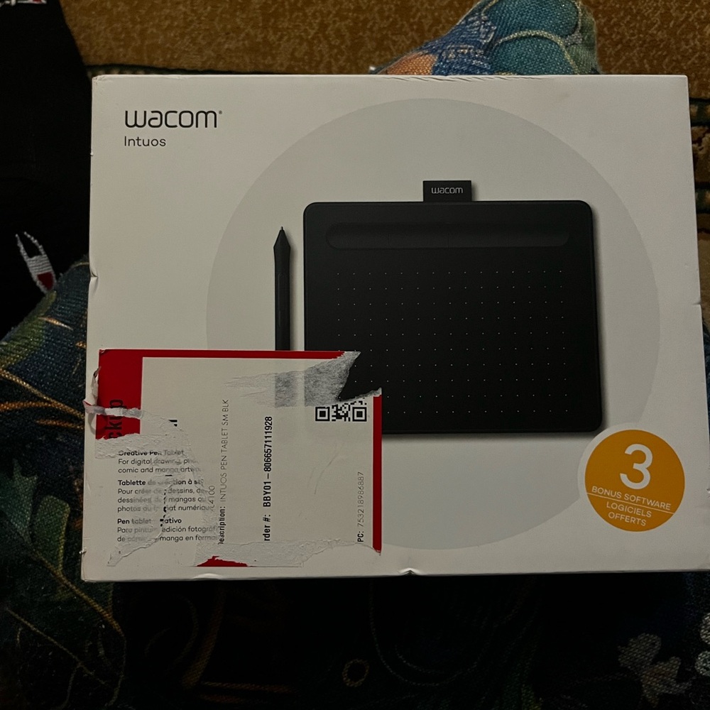 Wacom Intuos Graphics Tablet - Picture 2 of 3